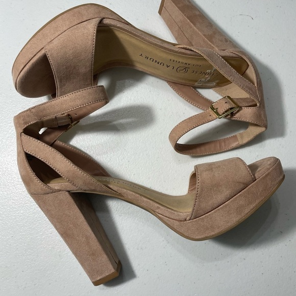 Toms Tan Ankle Booties Size  W10 SB-AN - Picture 16 of 16